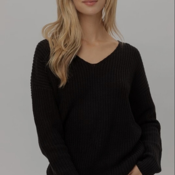 Love Tree Twisted Open Back Sweater-Black - Picture 2 of 5